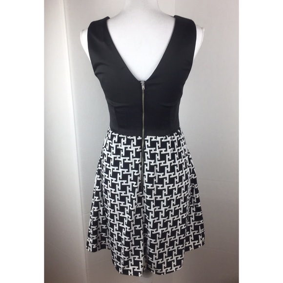 41 Hawthorn Houndstooth Harriet Stitch Fix Dress - Picture 3 of 7